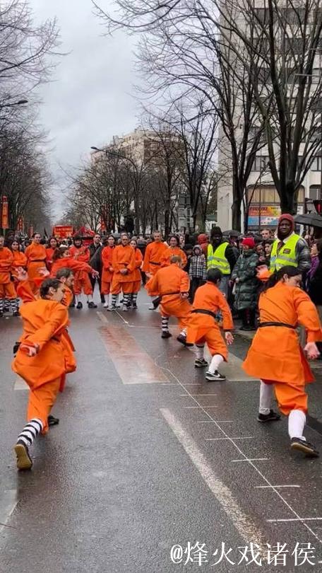 李建宾精准接腿摔展现武术智慧，2000年散打王争霸赛技惊四座