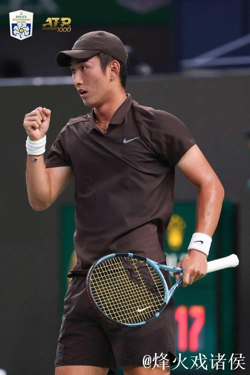 ATP上海大师赛 商竣程1-2不敌对手无缘16强